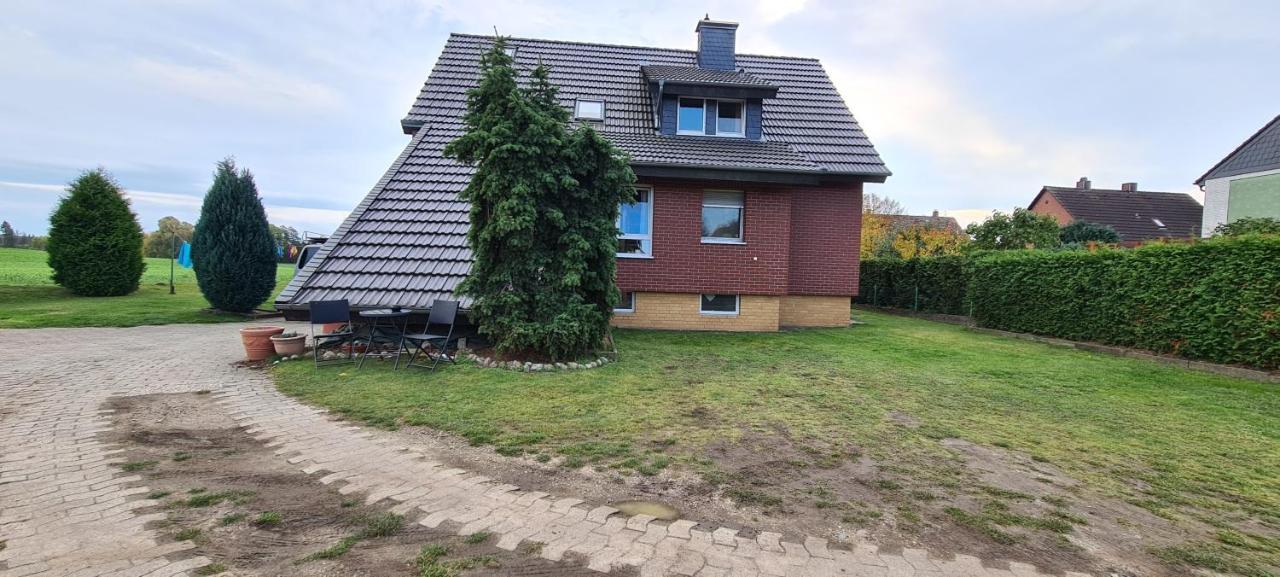 Querenhorst, Unterkunft Am Feld Экстерьер фото